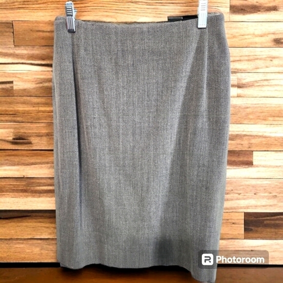 NWOT Runway Ready Trixie Schober Suit Size 8 - Picture 7 of 8